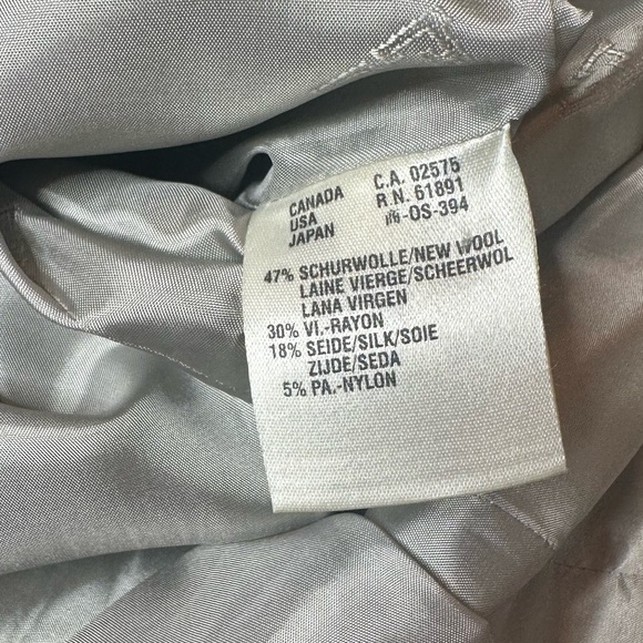 Escada Silver Blazer with Notched Lapel Rhinestone Embellishments Size 40 - Picture 9 of 9